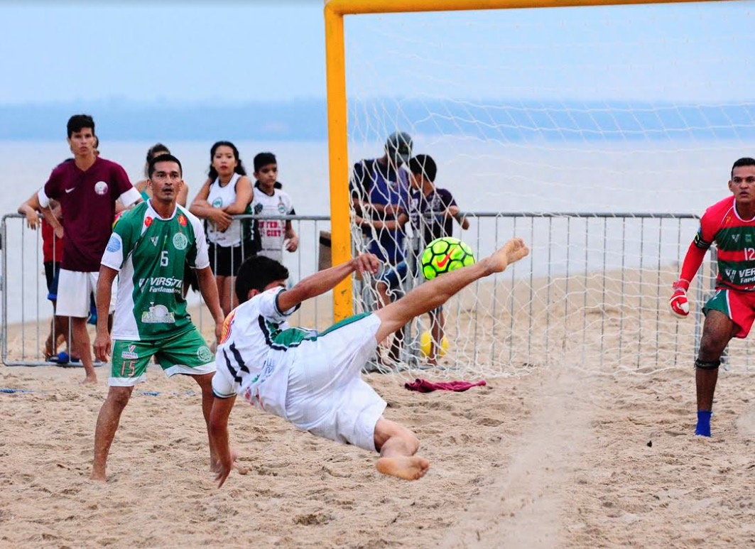 1ª Taça Amazonas de Futebol de Areia começa neste sábado na Ponta Negra