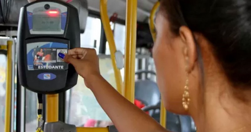 Cadastro e recadastro da meia-passagem estudantil inicia nesta terça-feira