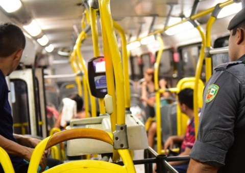 Mais de 1,4 mil pessoas foram presas por assaltos a ônibus em Manaus