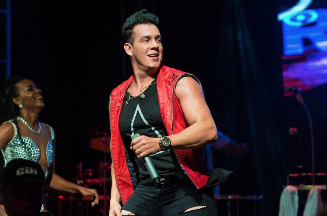 Bloco da Alegria FM O Dia traz Oz Bambaz para sacudir o carnaval em Manaus