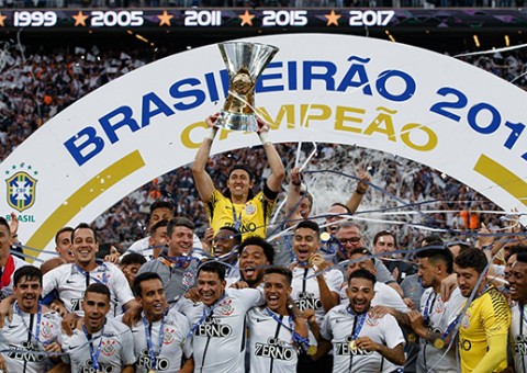 Afundado em dívidas, Corinthians é o time com mais pendências entre os paulistas   