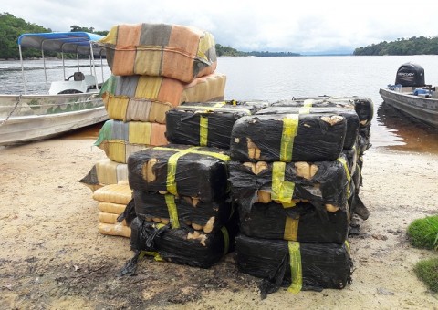 Exército apreende mais de 400kg de maconha skunk no Amazonas
