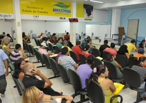 Sine abre seleção e oferece mais 10 vagas para cargos de chefia em Manaus