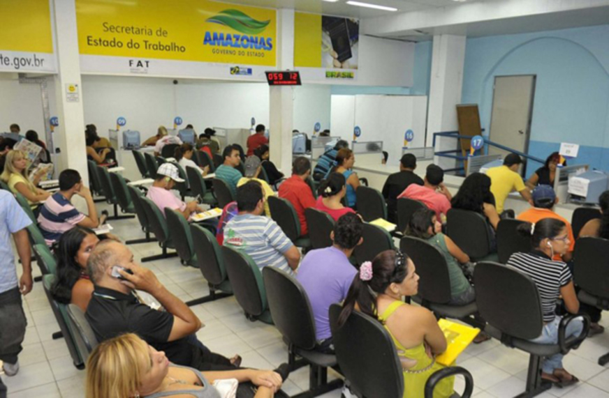 Sine abre seleção e oferece mais 10 vagas para cargos de chefia em Manaus