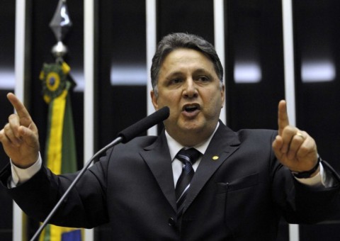 Garotinho deixa PR e diz que partido virou ‘sucursal do governo Temer’