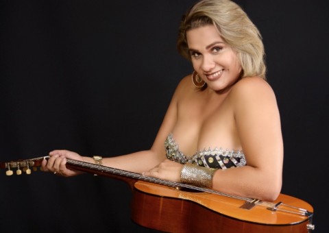 Melany Marinho agita Pé de Serra do Butiquim nesta sexta