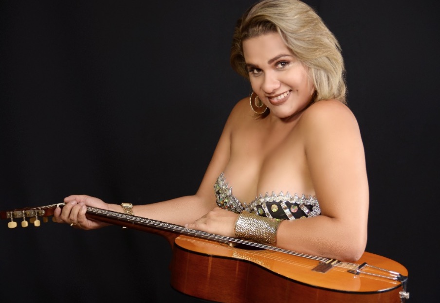 Melany Marinho agita Pé de Serra do Butiquim nesta sexta