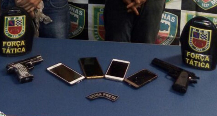 Em Manaus, dupla invade casa e faz três pessoas reféns durante assalto