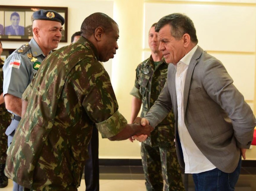 Forças especiais das Polícias Militar e Civil do Amazonas recebem fuzis do Exército