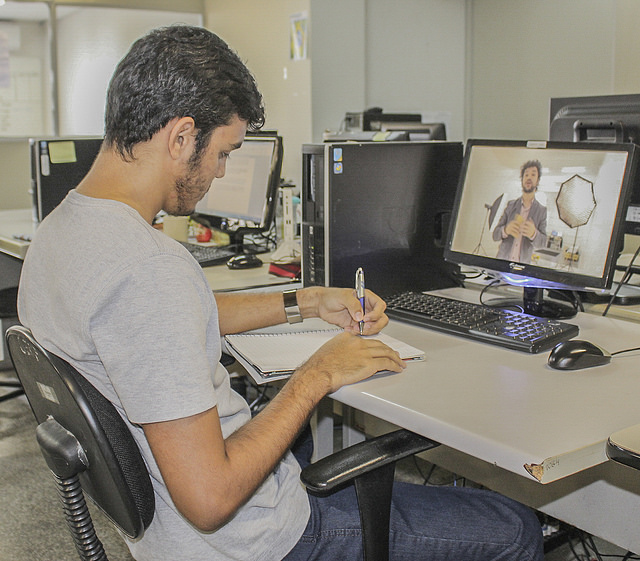 Pronatec abre vagas gratuitas para cursos de inglês e espanhol em Manaus  