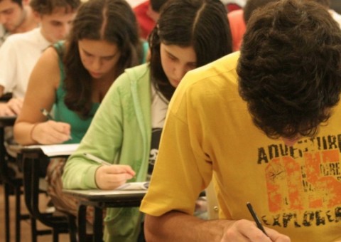 Inscrições abertas para mais de 600 bolsas para pós-graduação em Manaus