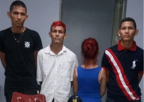 Grupo tenta assaltar microônibus em Manaus, mas acaba preso