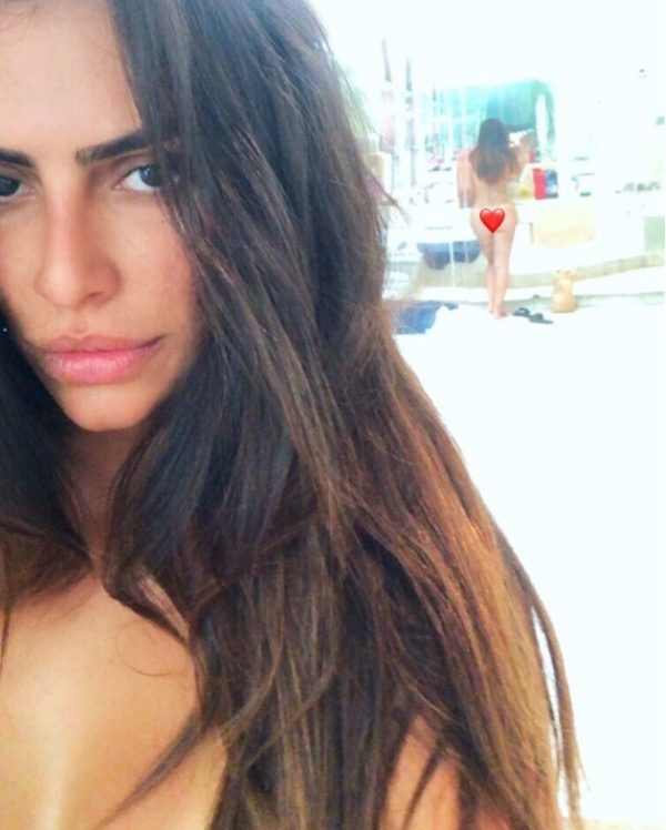 Cleo Pires posa completamente nua: 'simplesmente deliciosa'