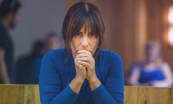 ‘O outro lado do paraíso’: Duda descobre que Adriana é sua filha