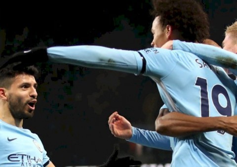 Agüero dá show, City bate o Newcastle e segue disparado no Inglês