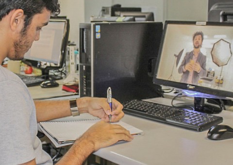 Pronatec abre vagas para cursos a distância em Manaus nesta segunda