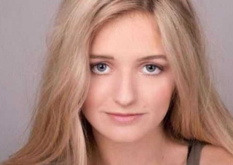  Jovem que leiloou a virgindade na internet se arrepende e faz revelação