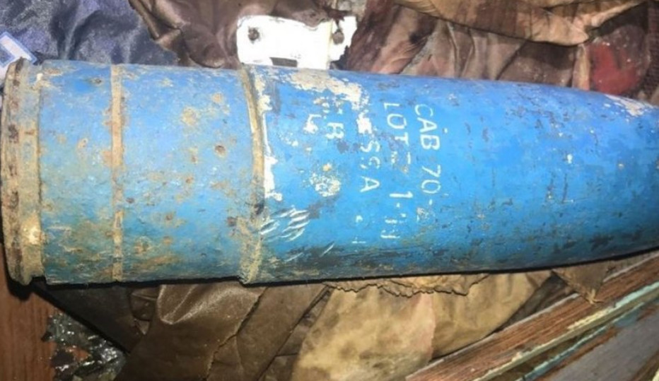 No Amazonas, homem encontra artefato explosivo em terreno e intriga Polícia 