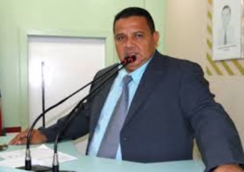 Ex-vereador é assassinado a tiros na frente da esposa no Amazonas