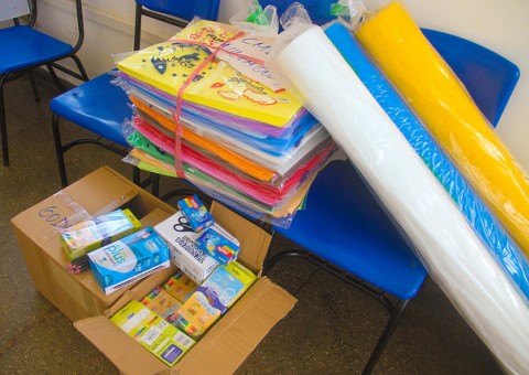 Prefeitura distribui material didático para mais de 19 mil alunos em Manaus