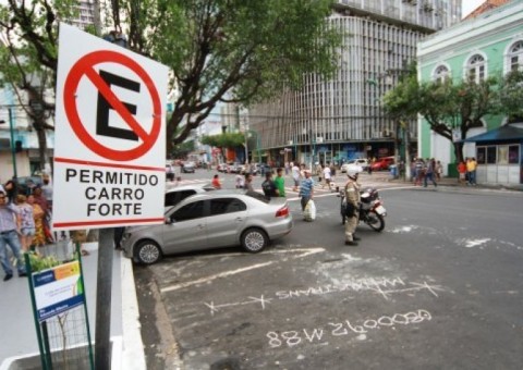 Zona Azul abre seleção para novos monitores em Manaus