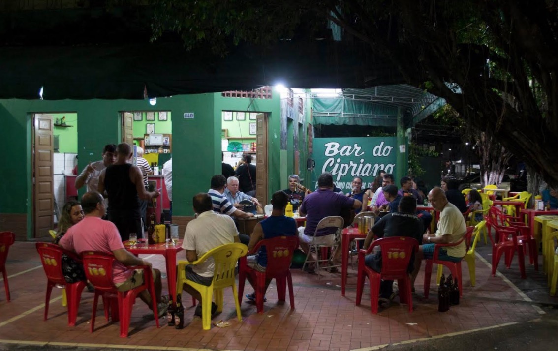 Bar do Cipriano promove Carnaval Solidário em prol do Lar Batista Janell Doyle