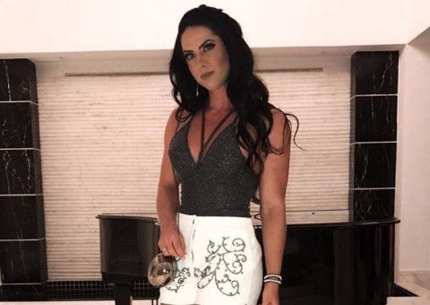 Graciele Lacerda derrapa no português e vira piada nas redes sociais