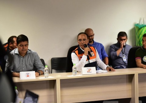 Defesa Civil se prepara para atender mais de 17 mil famílias em possível cheia histórica no AM