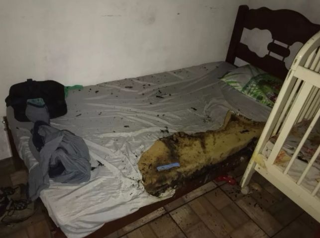 Mulher é presa após incendiar quarto e tentar matar os próprios filhos
