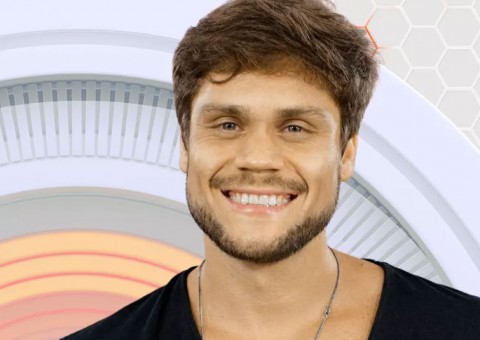BBB18: Breno desabafa sobre Jaqueline após jogo de Verdade e Desafio