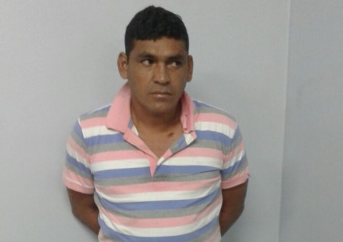 Homem é preso suspeito de furtar loja em shopping de Manaus