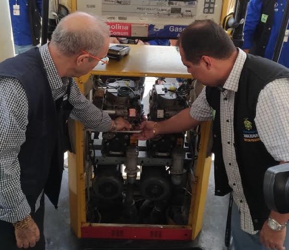 Em Manaus, postos de combustíveis passam por fiscalização para evitar fraudes