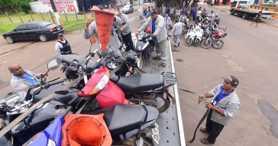 15 pessoas são presas e 250 veículos apreendidos na operação 'Alegoria Proibida'