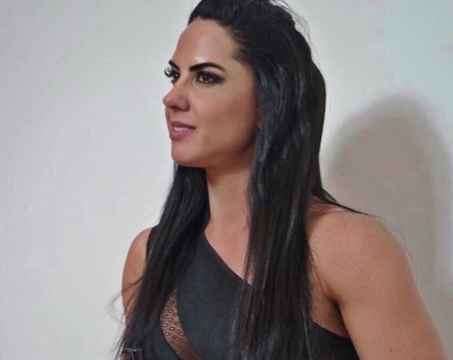  Morando em mansão com Zezé, Graciele Lacerda diz que precisa juntar dinheiro para comprar carro