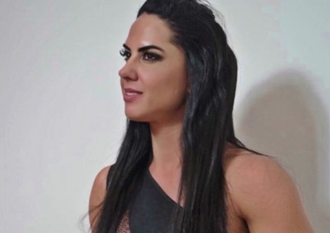  Morando em mansão com Zezé, Graciele Lacerda diz que precisa juntar dinheiro para comprar carro