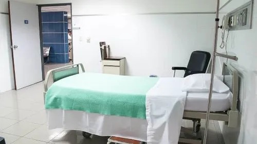 Unimed deve indenizar família após hospital perder celular de paciente