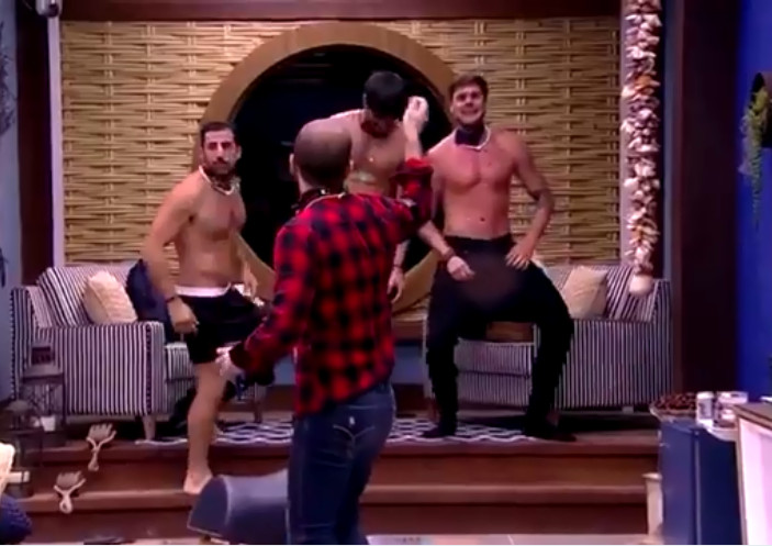 BBB18: Lucas, Kaysar e Breno fazem striptease no Bangalô do Líder; 'Quero até o chão'