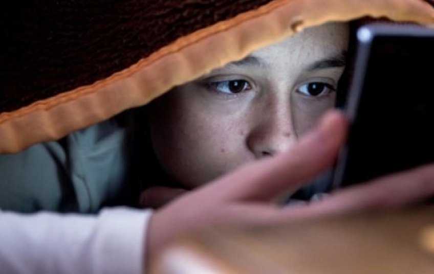 Você sabe quanto tempo nas redes sociais prejudica a qualidade do seu sono?