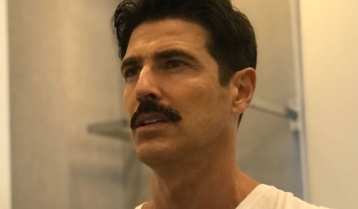 Escândalo: Reynaldo Gianecchini se irrita com repórter e abandona entrevista ao vivo