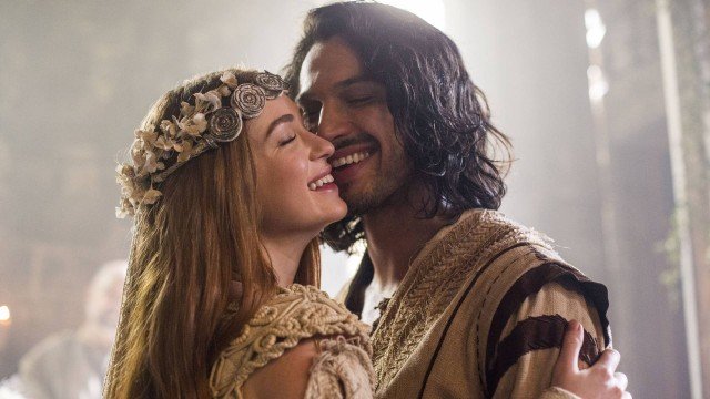 Veja fotos do casamento de Amália e Afonso em ‘Deus Salve o Rei’