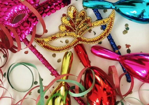 Bloco da PUMP movimenta Orla da Ponta Negra na terça-feira gorda de carnaval