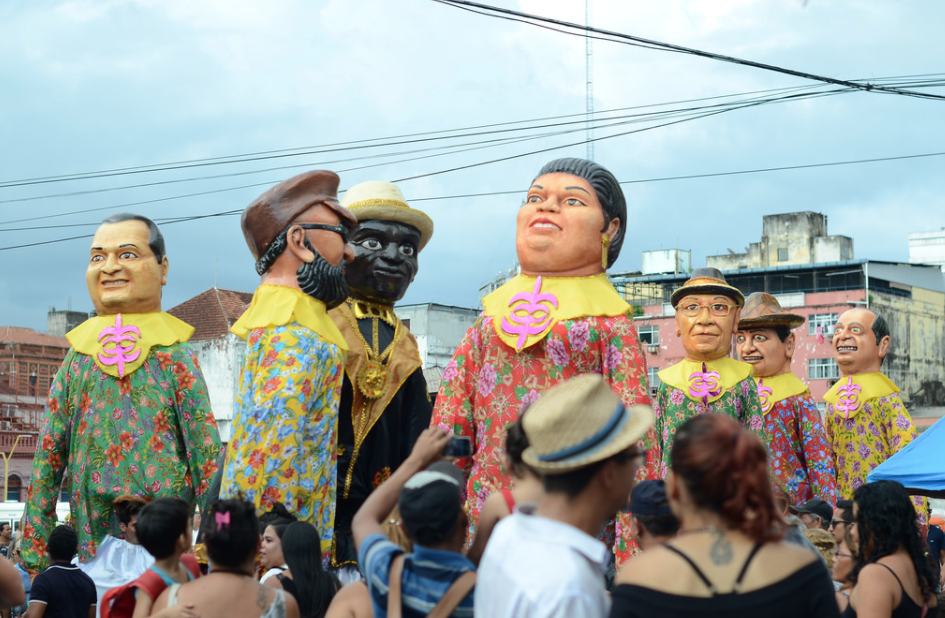 Banda do Jangadeiro abre carnaval com muito samba em Manaus