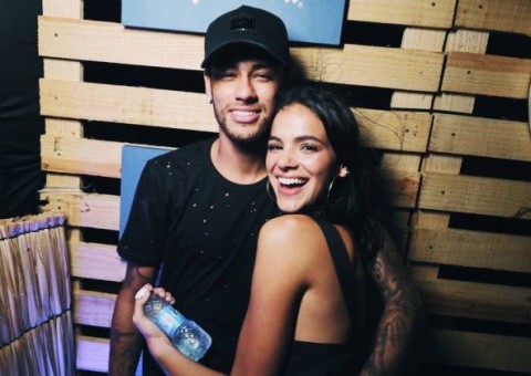 Neymar surpreende com declaração romântica para Bruna Marquezine