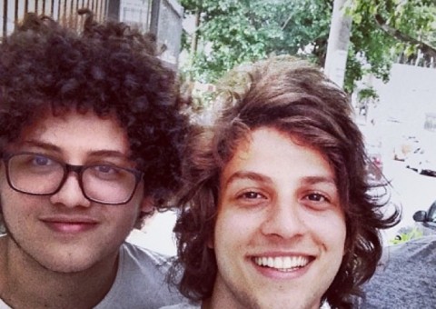 Irmão de Chay Suede sofre grave acidente e está na UTI