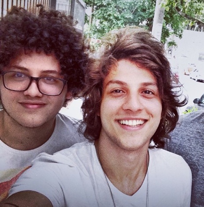 Irmão de Chay Suede sofre grave acidente e está na UTI