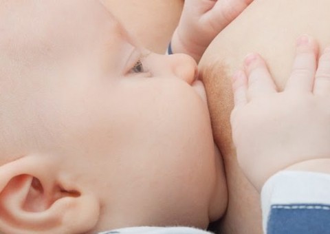 Quem está amamentando não pode tomar café. Conheça outros mitos