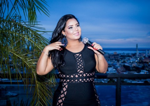 Hêmilly Lira apresenta mega show em Manaus nesta terça