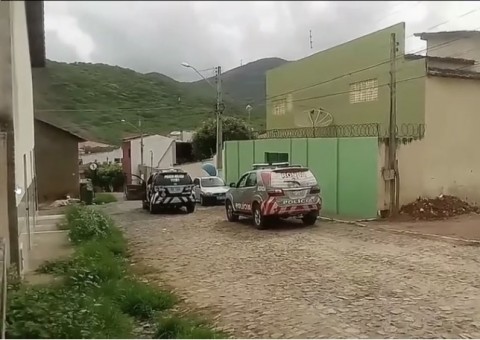Dez detentos morrem durante briga em cadeia pública 