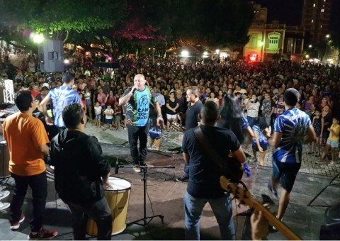 Esquenta do Carnaboi terá shows de Arlindo Júnior e Israel Paulain nesta quarta