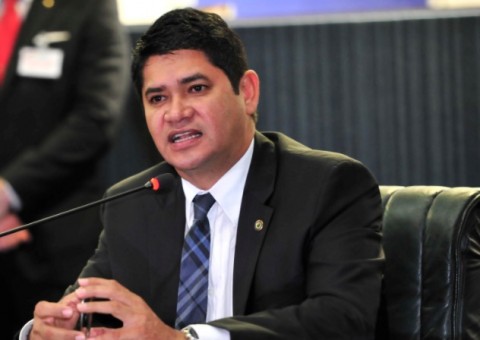 TCE mantém multa de R$ 23 milhões a Bi Garcia